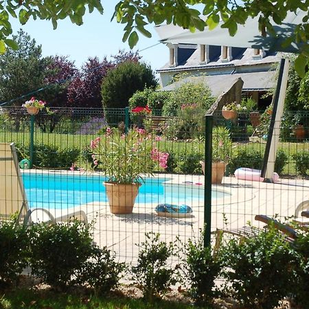 Le Logis Du Pressoir Self Catering Gites In Beautiful 18Th Century Estate In The Heart Of The Loire Valley With Heated Pool And Extensive Grounds. Les Bois-d'Anjou Экстерьер фото
