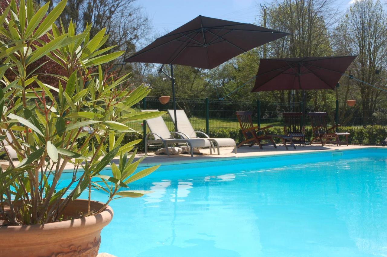 Le Logis Du Pressoir Self Catering Gites In Beautiful 18Th Century Estate In The Heart Of The Loire Valley With Heated Pool And Extensive Grounds. Les Bois-d'Anjou Экстерьер фото