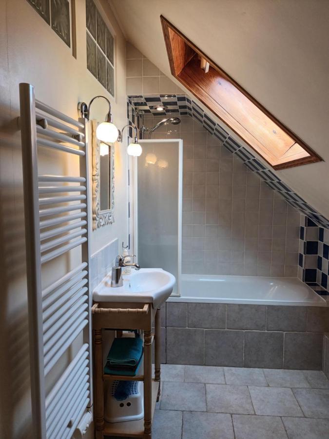Le Logis Du Pressoir Self Catering Gites In Beautiful 18Th Century Estate In The Heart Of The Loire Valley With Heated Pool And Extensive Grounds. Les Bois-d'Anjou Экстерьер фото